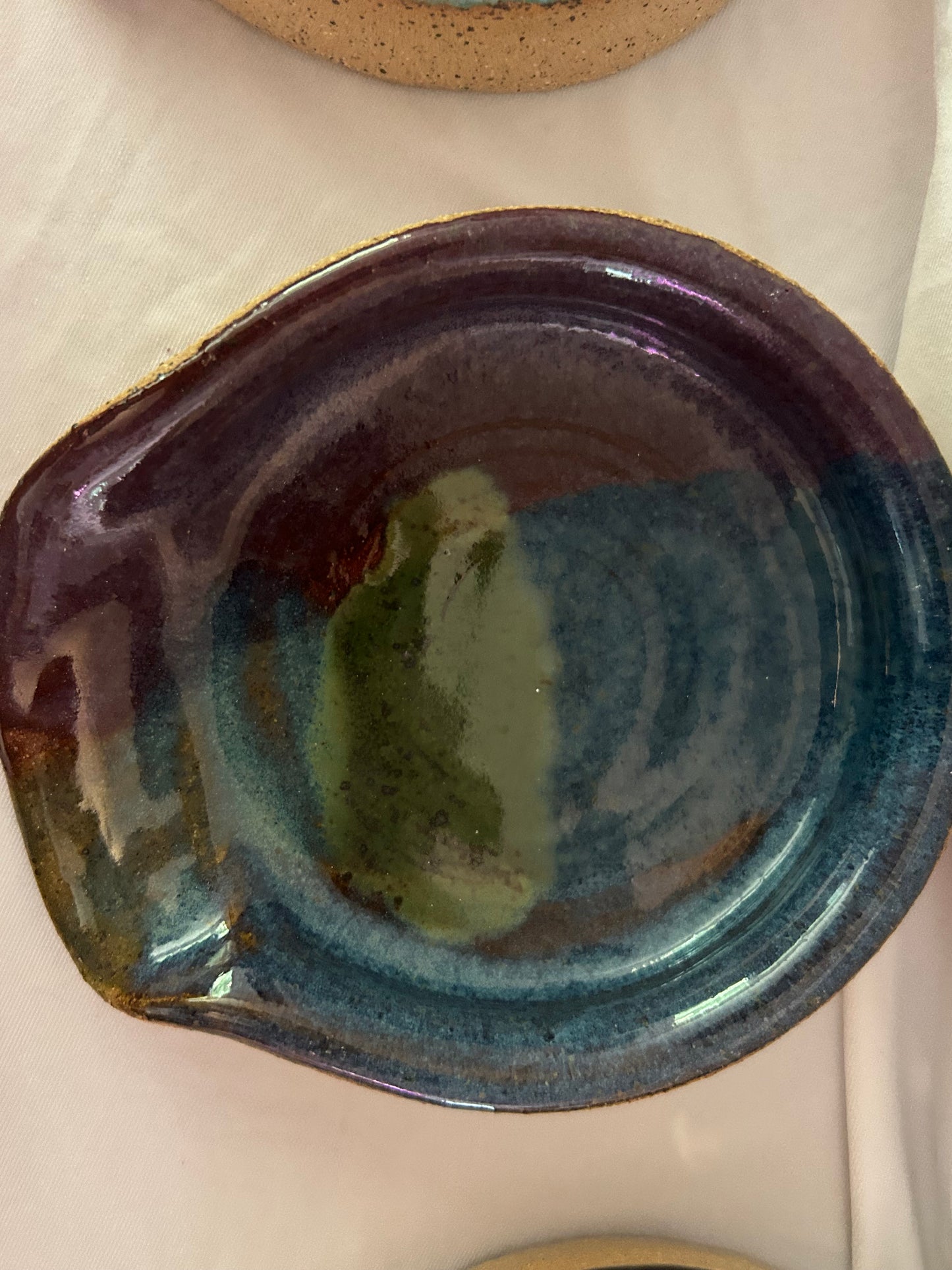 Stoneware spoon rest