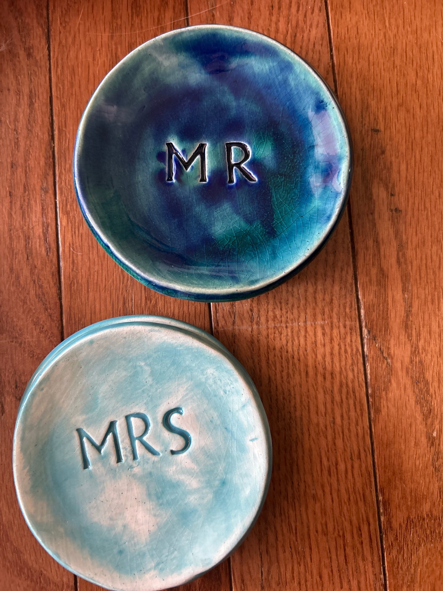 Mr n Mrs ring dish pair