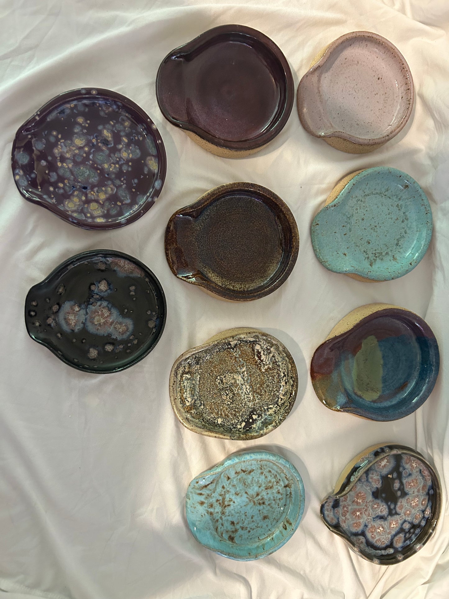 Stoneware spoon rest